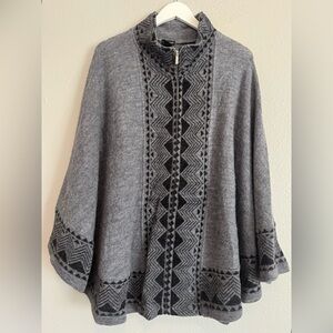 KATIE TODD 100% Wool Nordic/Aztec Oversized ‎ Zip Front Poncho Cape L/XL